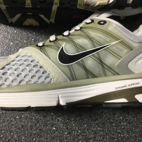 Nike Lunarglide 2 Flywire Women’s Running Shoe - Picture 6 of 16
